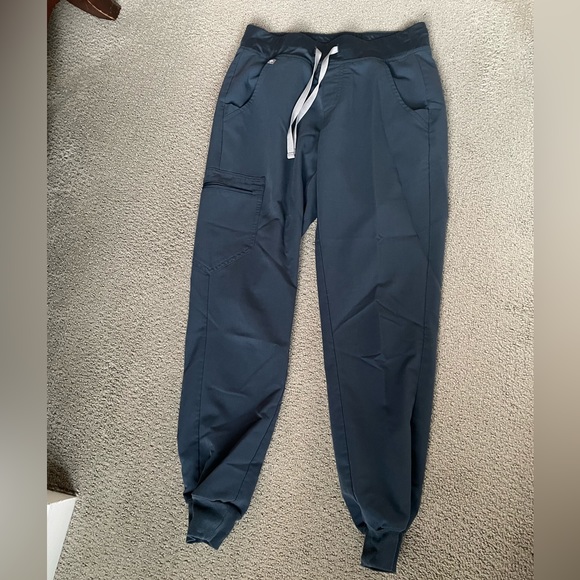 Figs Pants - FIGS Jogger Scrub pants